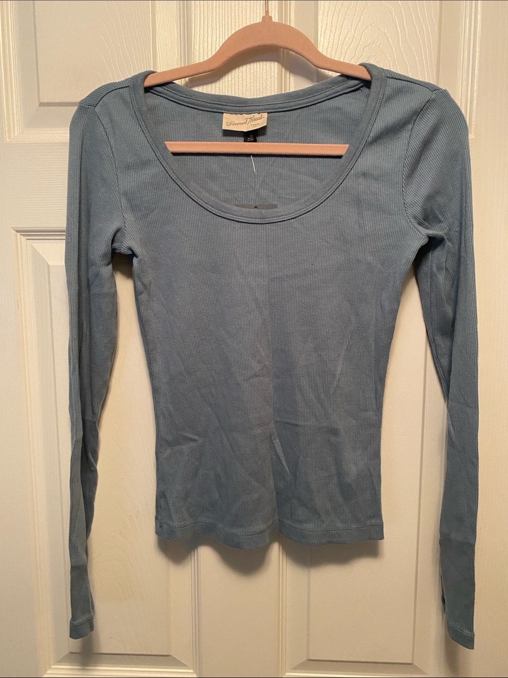 Universal Thread Women's Ribbed Long Sleeve Scoop Neck Top…size XS